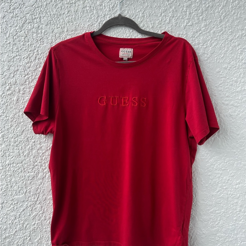 Red velvet GUESS short Tshirt
